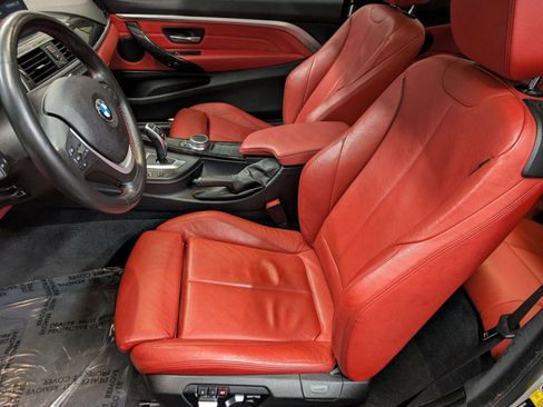 Used 2020 BMW 430i Coupe w/ Convenience Package image 21