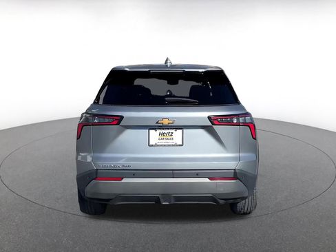 Used 2025 Chevrolet Equinox LT image 12