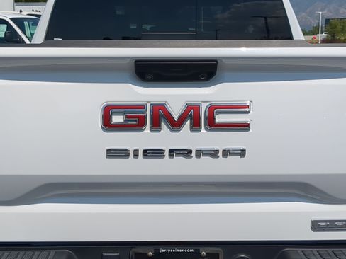 Used 2024 GMC Sierra 1500 Elevation w/ Elevation Premium Package AWD/4WD image 14