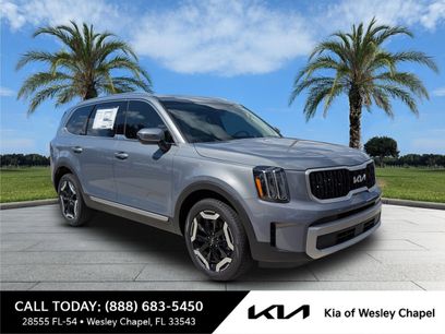 New 2025 Kia Telluride EX w/ EX Captain's Chair Package