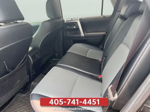Used 2018 Toyota 4Runner SR5 Premium AWD/4WD image 16