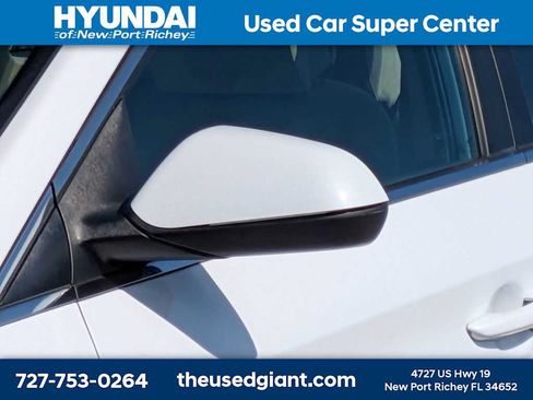 Used 2017 Hyundai Sonata SE FWD image 11