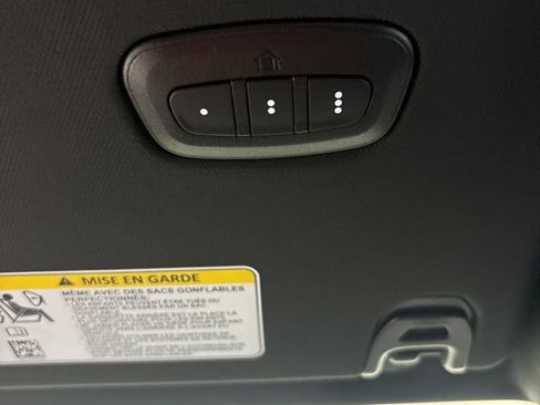New 2026 RAM 1500 Laramie AWD/4WD image 16