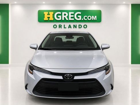 Used 2024 Toyota Corolla LE FWD image 7