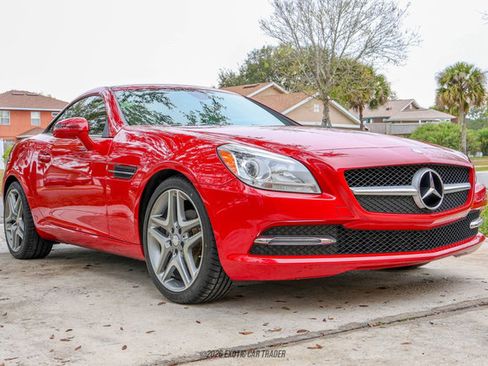 Used 2015 Mercedes-Benz SLK 250 image 21