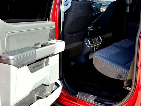 Certified 2021 Ford F150 XLT w/ Equipment Group 302A High image 22