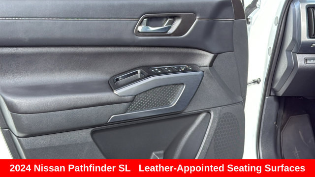 Used 2024 Nissan Pathfinder SL AWD/4WD image 23