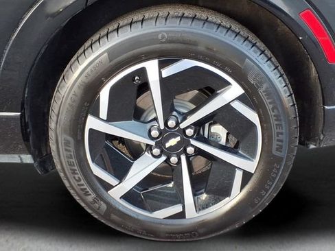Used 2025 Chevrolet Equinox EV LT w/ Convenience Package FWD image 10
