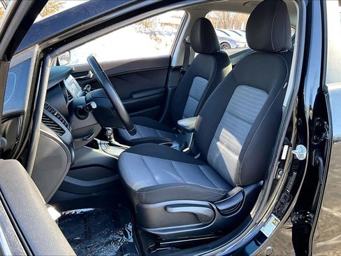 Used 2016 Kia Forte EX image 8