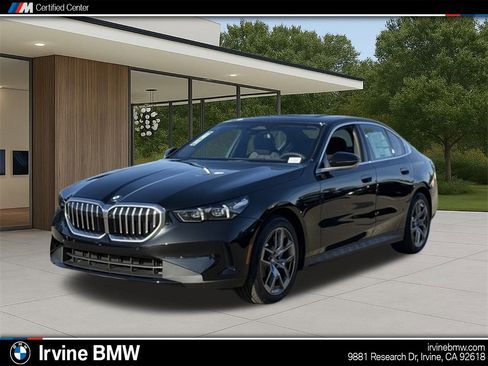 New 2026 BMW 530i w/ Premium Package image 1