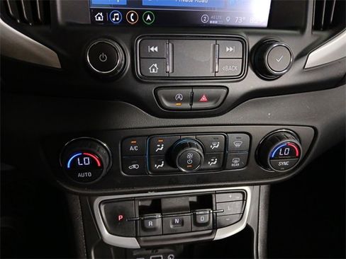 Used 2022 GMC Terrain SLT w/ Infotainment Package II image 15