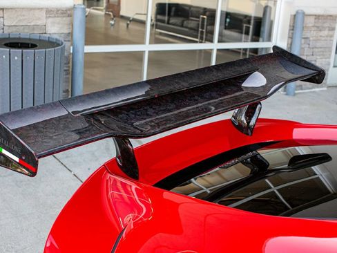 Used 2020 Ferrari 812 Superfast RWD image 61