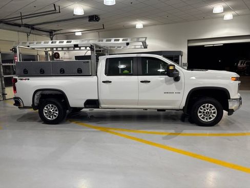 Used 2025 Chevrolet Silverado 2500 W/T w/ WT/CX Safety Package image 8