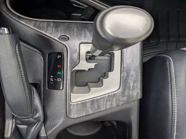 Used 2017 Toyota RAV4 Platinum AWD/4WD image 30