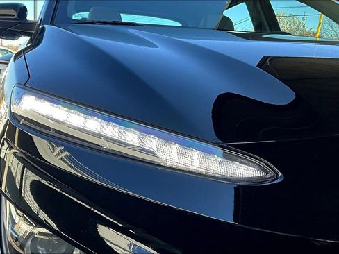 Used 2023 Hyundai Kona SE image 30