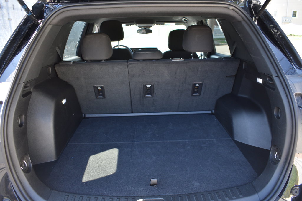 Used 2025 GMC Terrain Elevation AWD/4WD image 26