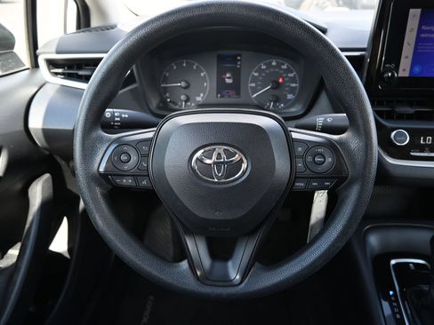 Used 2023 Toyota Corolla LE FWD image 9