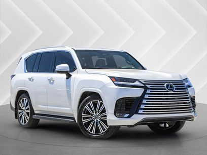 Used 2026 Lexus LX 600 4WD w/ Luxury Package