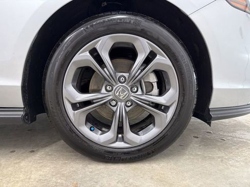 Certified 2023 Honda Accord EX image 12