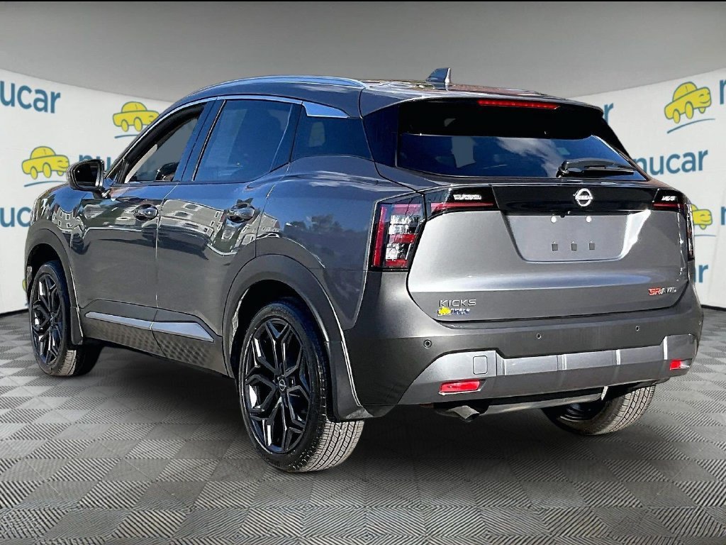 Used 2025 Nissan Kicks SR w/ SR Premium Package AWD/4WD image 4