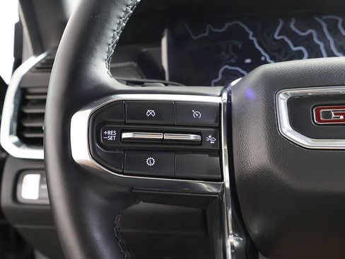 Used 2025 GMC Acadia Elevation AWD/4WD image 46