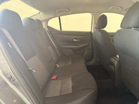 Used 2021 Nissan Sentra SV FWD image 13
