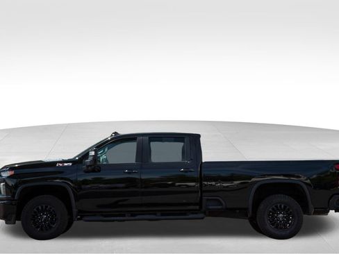 Used 2022 Chevrolet Silverado 2500 LTZ w/ LTZ Plus Package AWD/4WD image 6