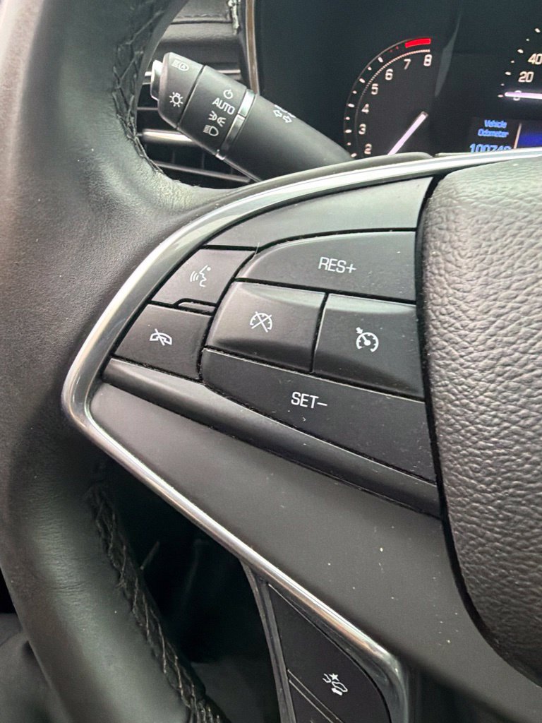 Used 2017 Cadillac XT5 Luxury w/ Driver Awareness Package AWD/4WD image 22