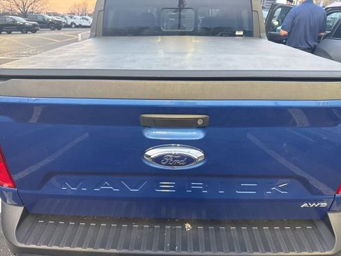 Used 2024 Ford Maverick Lariat AWD/4WD image 6