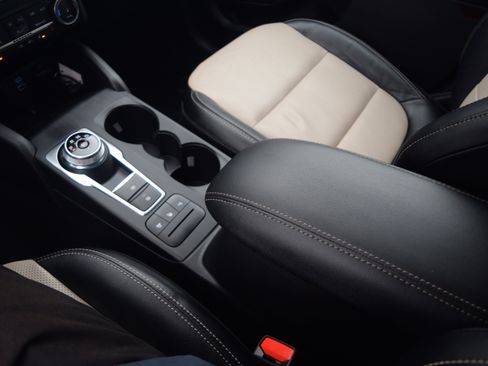 Used 2022 Ford Escape Titanium w/ Titanium Elite Package image 14