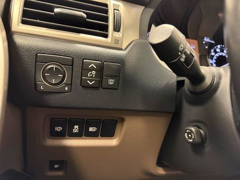 Used 2020 Lexus GX 460 Premium w/ Premium Package AWD/4WD image 27