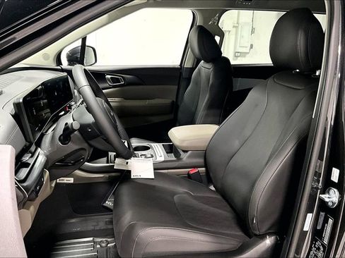 New 2026 Kia Carnival image 25