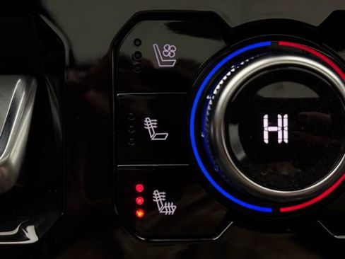 New 2025 GMC Sierra 1500 AT4 w/ AT4 Premium Package image 5