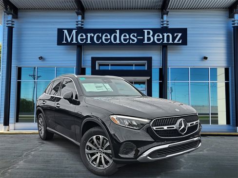 New 2026 Mercedes-Benz GLC 300 4MATIC image 1
