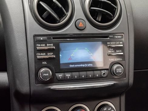 Used 2015 Nissan Rogue S w/ Convenience Package AWD/4WD image 14