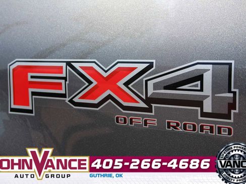 Used 2022 Ford F150 Lariat w/ Trailer Tow Package AWD/4WD image 9