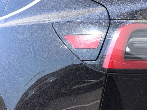 Used 2019 Tesla Model 3 Standard Range RWD image 31