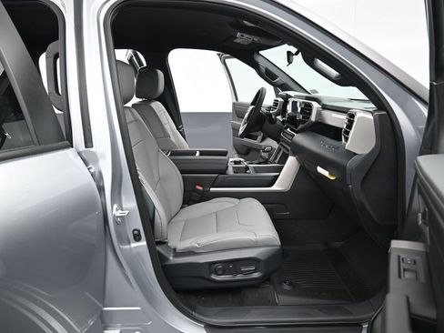 New 2026 Toyota Tundra SR5 AWD/4WD image 14
