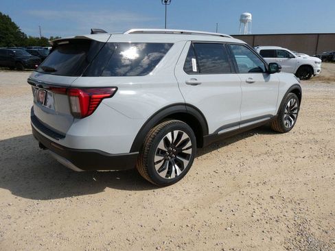 New 2027 Ford Explorer Platinum AWD/4WD image 4