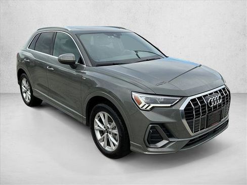 Used 2025 Audi Q3 2.0T Premium Plus w/ Premium Plus Package image 3