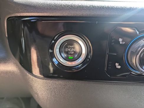 Used 2023 Chevrolet Silverado 1500 LT AWD/4WD image 29