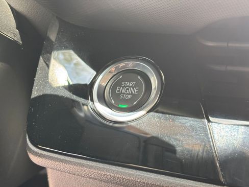 Used 2024 Buick Envision Preferred AWD/4WD image 24
