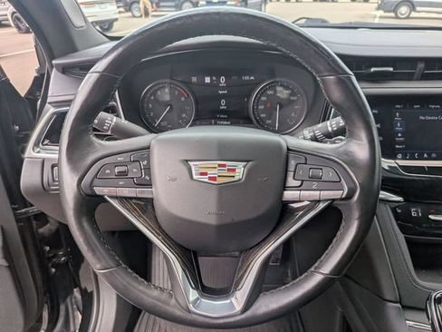 Used 2020 Cadillac XT6 Premium Luxury AWD/4WD image 19