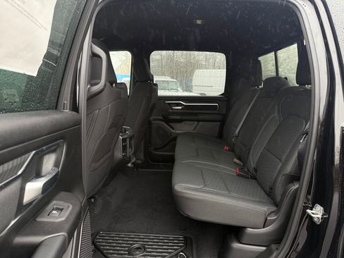 New 2026 RAM 1500 4x4 Crew Cab image 15