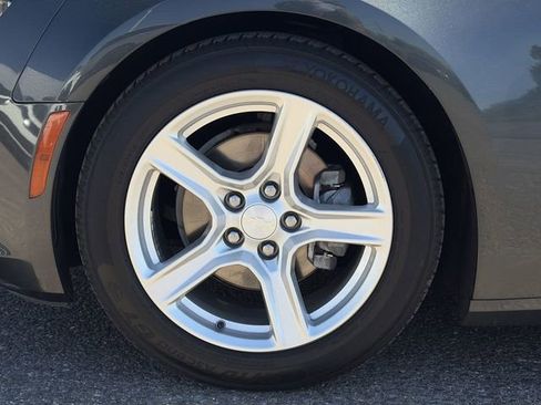 Used 2017 Chevrolet Camaro LT image 10