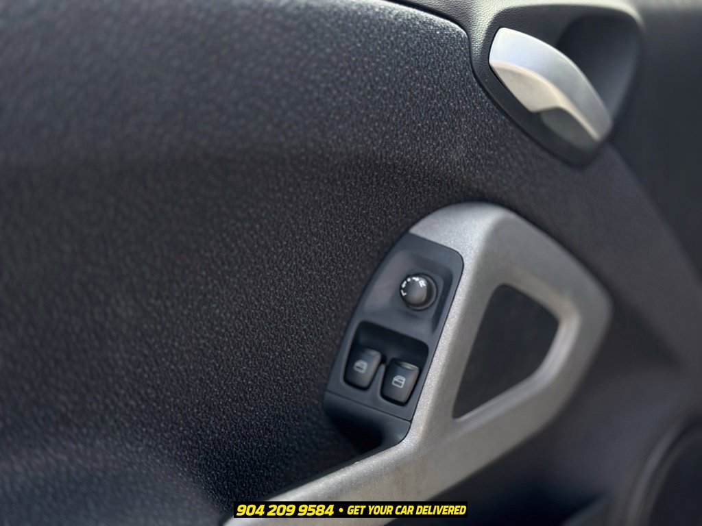 Used 2008 smart fortwo passion RWD image 11