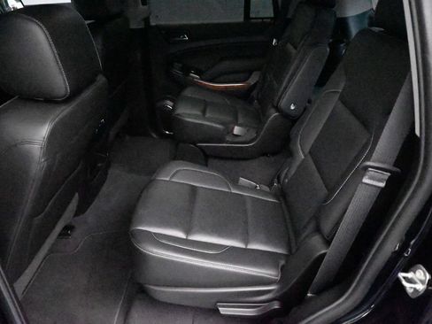 Used 2019 Chevrolet Tahoe Premier w/ RST 6.2L Performance Edition RWD image 13