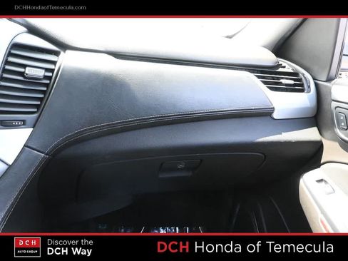 Used 2017 GMC Yukon SLT RWD image 14
