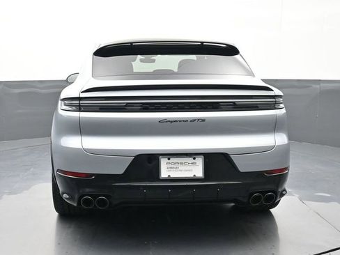 Certified 2025 Porsche Cayenne GTS image 24