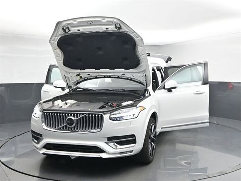 Used 2023 Volvo XC90 B6 Plus w/ Protection Package Premier image 53